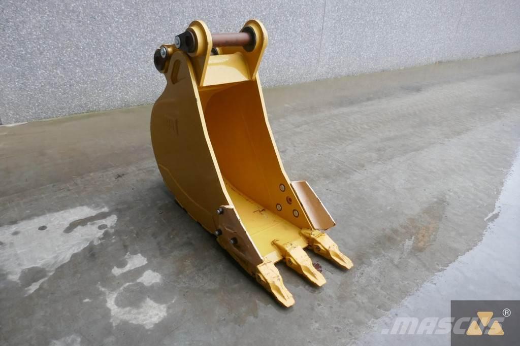 CAT 320 Bucket Kaušai
