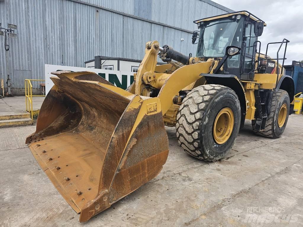 CAT 966 M Naudoti ratiniai krautuvai