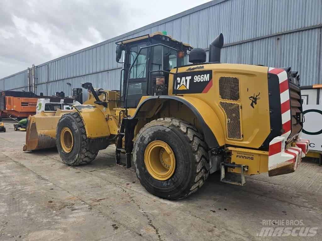 CAT 966 M Naudoti ratiniai krautuvai