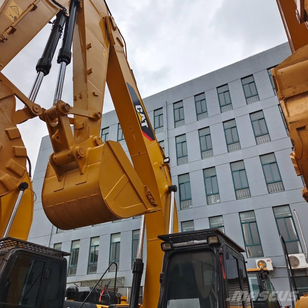 CAT 325D Vikšriniai ekskavatoriai