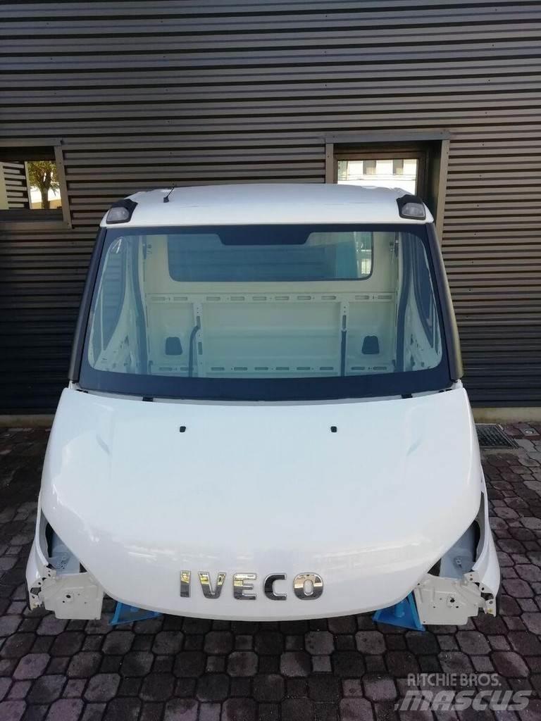 Iveco DAILY Euro 6 Kabinos ir salonai