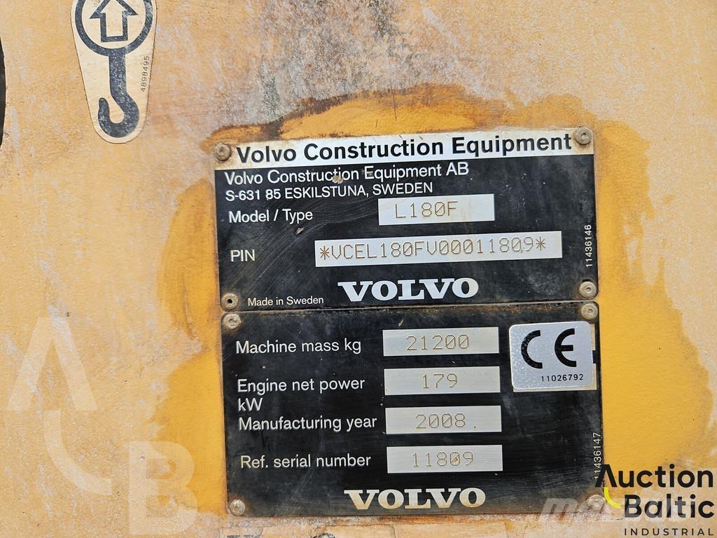 Volvo L 180 F Naudoti ratiniai krautuvai