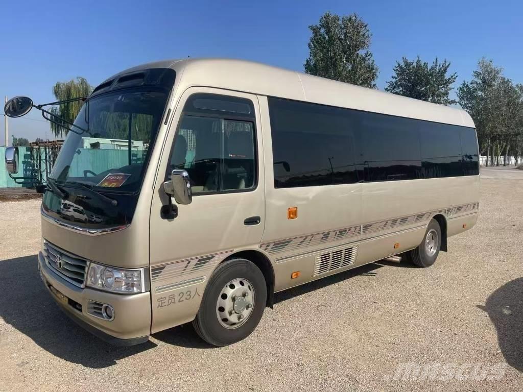 Toyota Coaster Tarpmiestiniai autobusai
