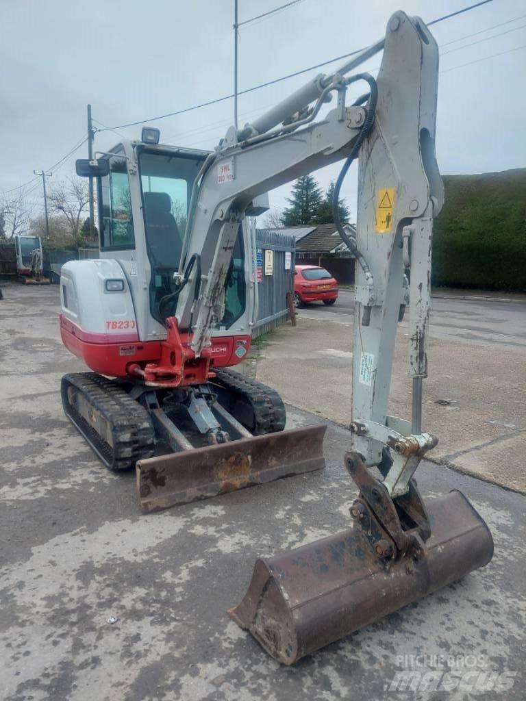 Takeuchi TB 230 Mini ekskavatoriai < 7 t