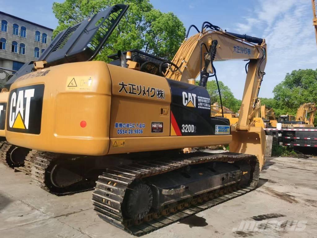 CAT 320D2 Vikšriniai ekskavatoriai