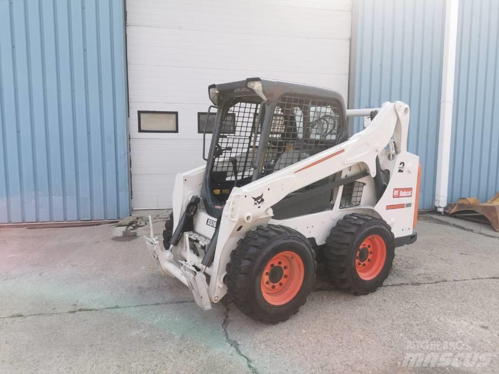 Bobcat S 570 Krautuvai su šoniniu pasukimu