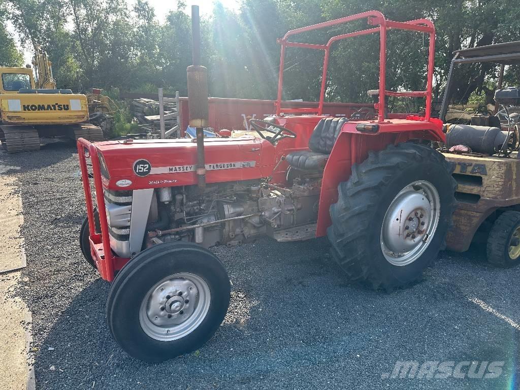 Massey Ferguson 152 Traktoriai