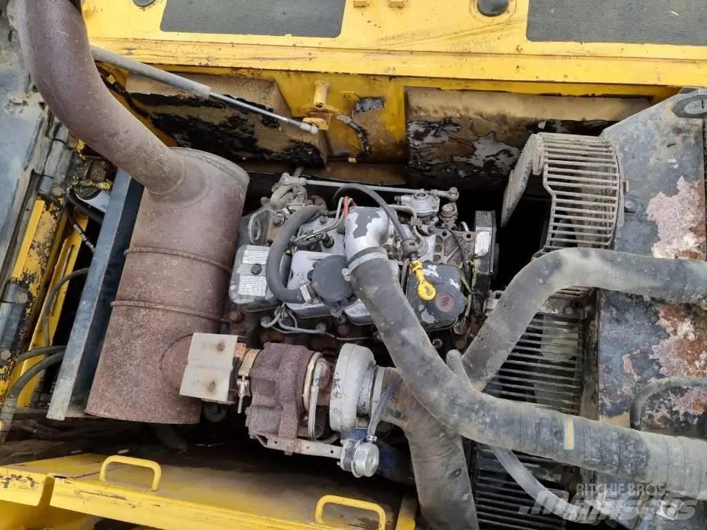 Komatsu PW 160-7 Ratiniai ekskavatoriai