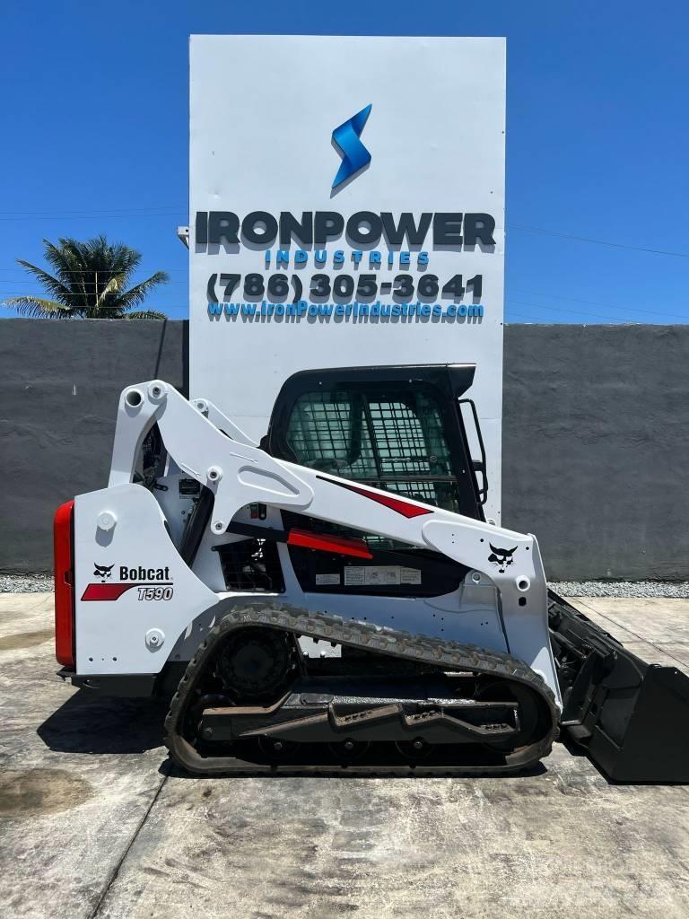 Bobcat T 590 Krautuvai su šoniniu pasukimu