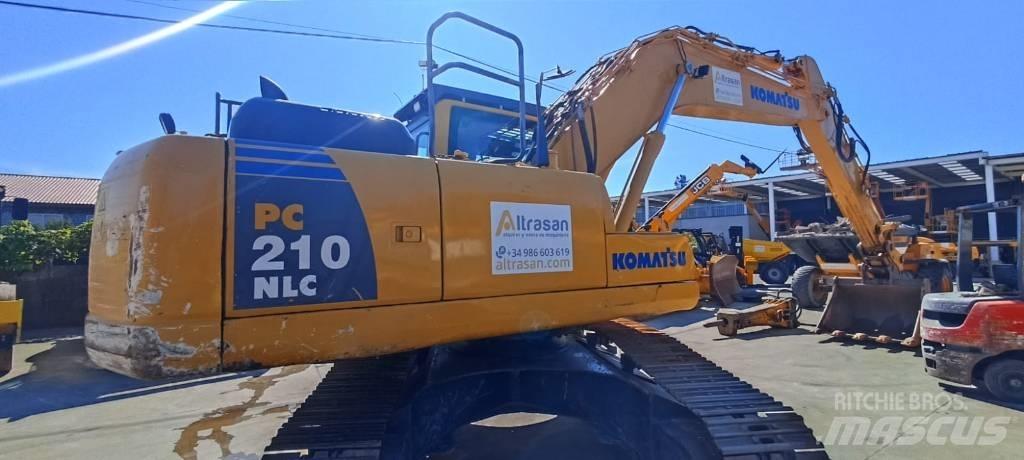 Komatsu PC 210 NLC-8 Vikšriniai ekskavatoriai