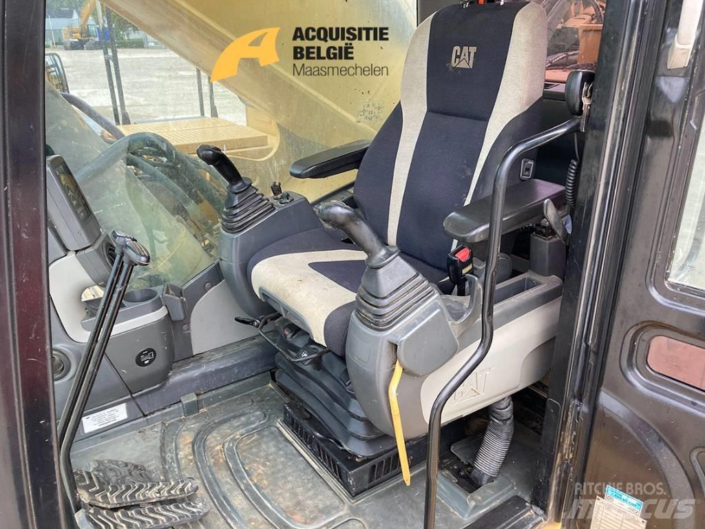 CAT 374DL Vikšriniai ekskavatoriai