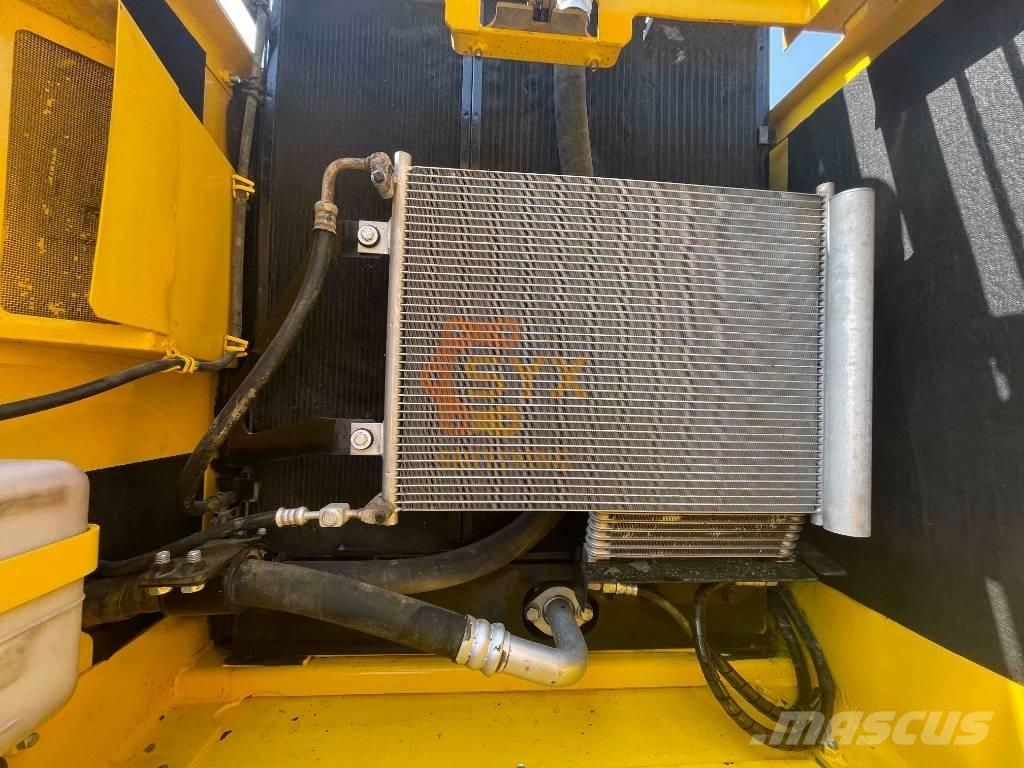 Komatsu PC 200-8 Vikšriniai ekskavatoriai
