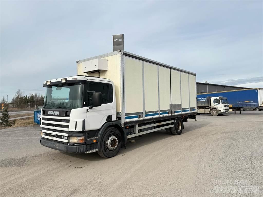 Scania P94 Sunkvežimiai su dengtu kėbulu
