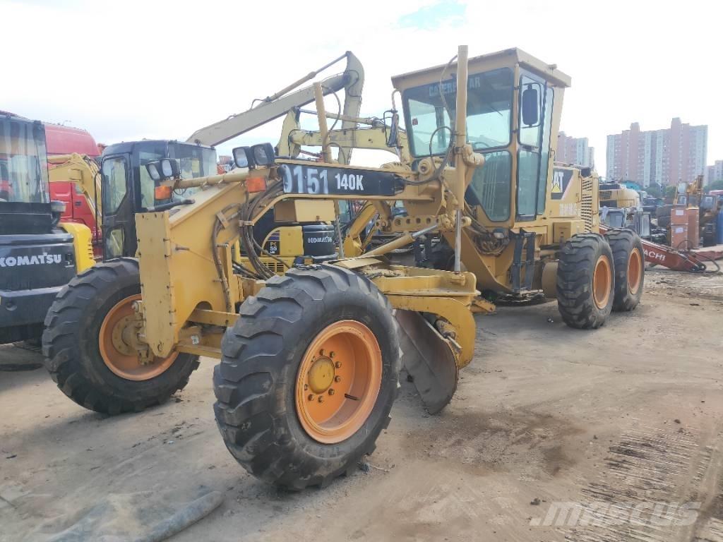CAT 140K Greideriai