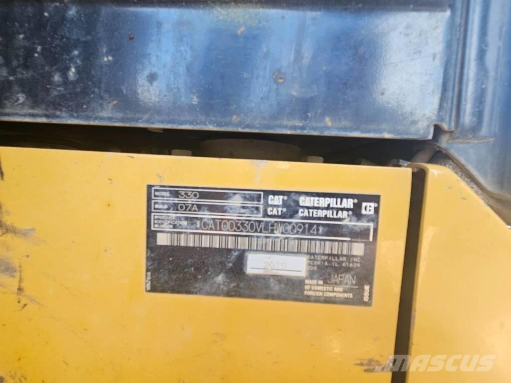 CAT 330 Vikšriniai ekskavatoriai