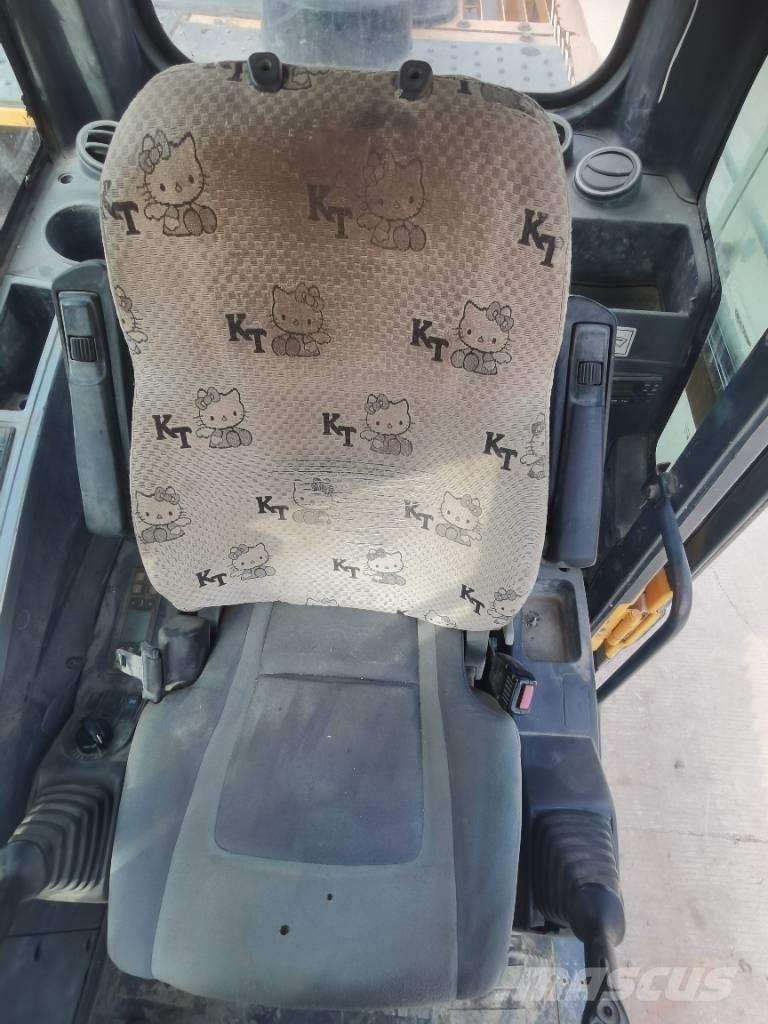 Hyundai R 275LC-9T Vikšriniai ekskavatoriai
