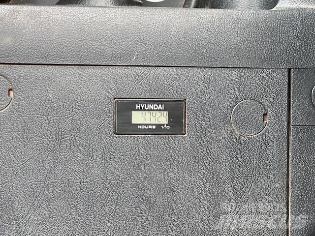 Hyundai hx220AL Vikšriniai ekskavatoriai