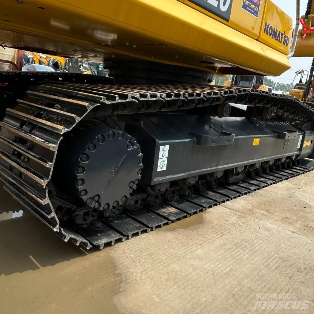 Komatsu 220-8 Vikšriniai ekskavatoriai