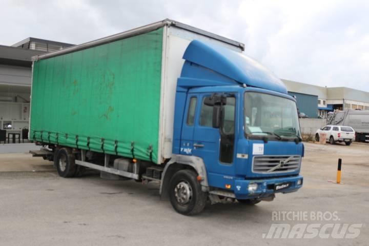 Volvo FL220 Sunkvežimiai su dengtu kėbulu