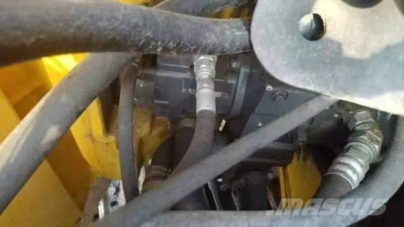 Komatsu PC 78 US Vidutinės galios ekskavatoriai 7-12 t