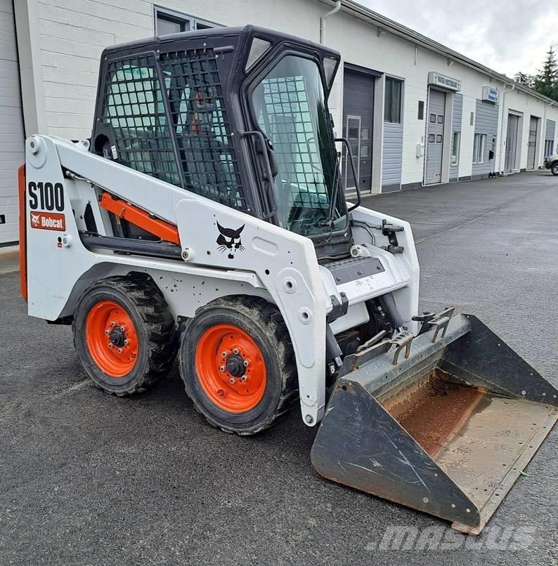 Bobcat S 100 Krautuvai su šoniniu pasukimu