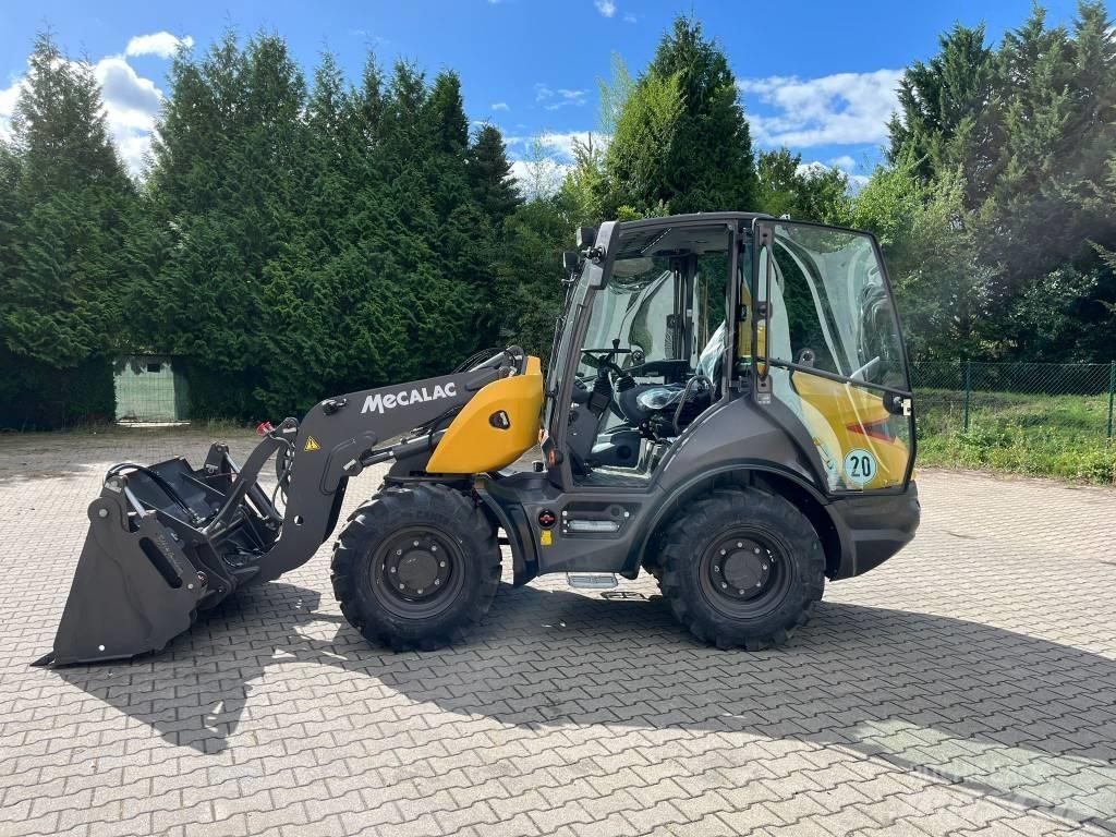 Mecalac AS750 Naudoti ratiniai krautuvai