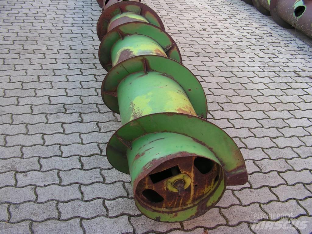 John Deere 818 Derliaus nuėmimo kombainų galvos