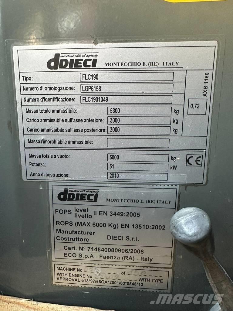 Dieci Apollo 25.6 Teleskopiniai krautuvai