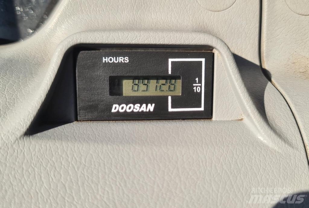 Doosan DX 300 lc 5 Vikšriniai ekskavatoriai