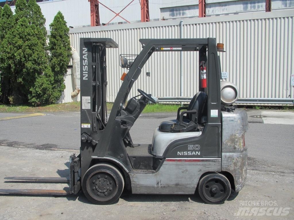 Nissan MCP1F2A25LV Visureigiai krautuvai