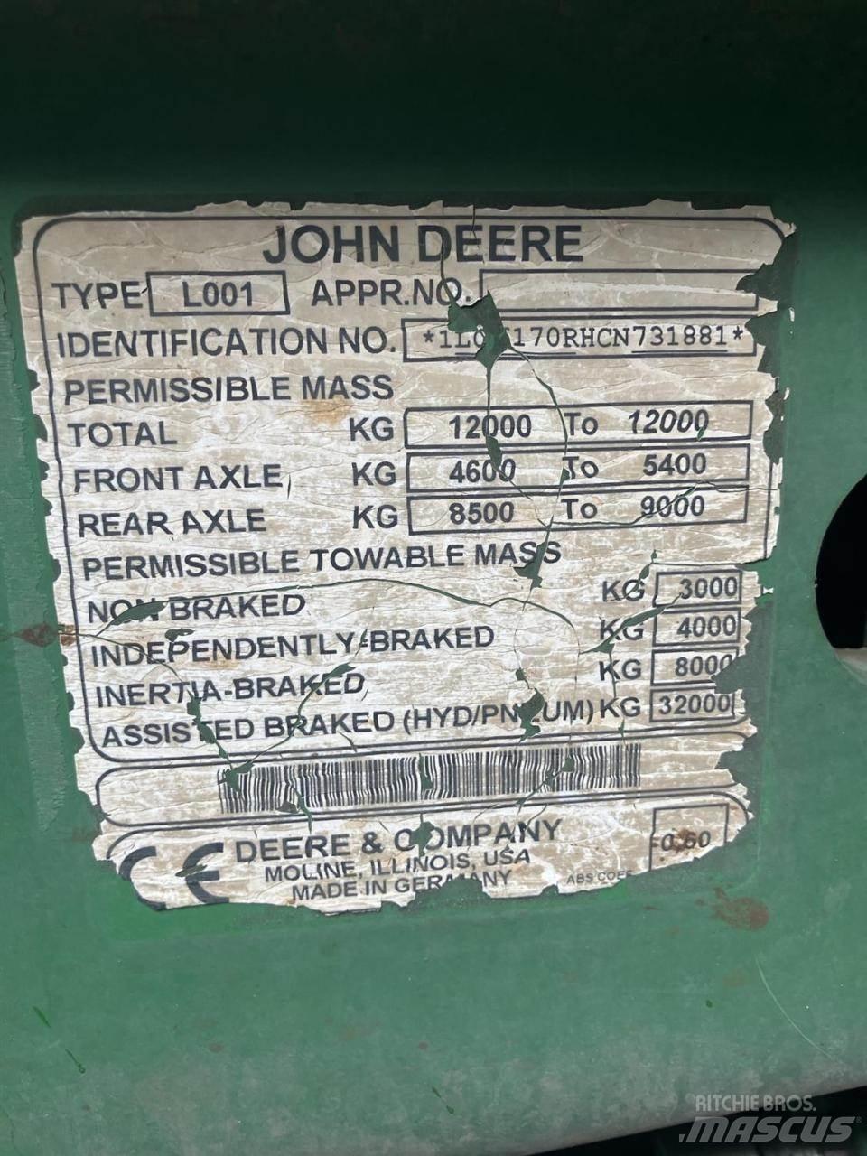 John Deere 6170R Traktoriai