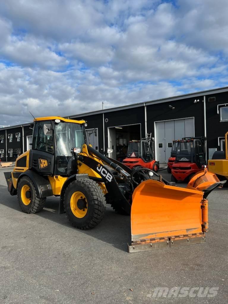 JCB 409 Naudoti ratiniai krautuvai