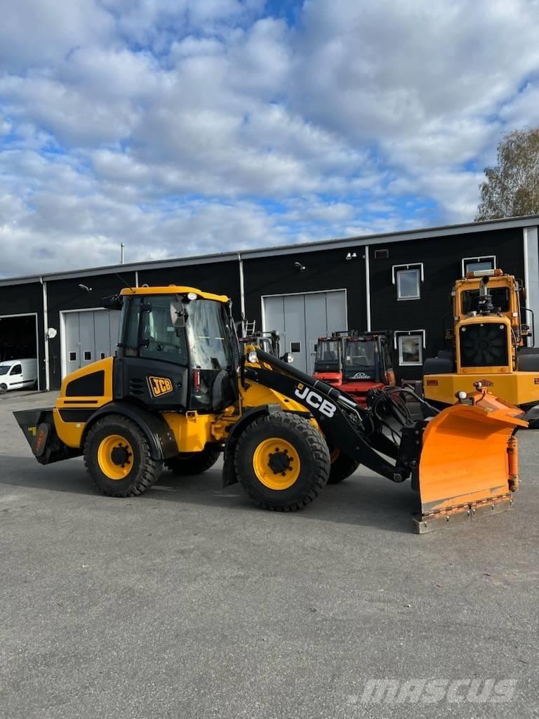 JCB 409 Naudoti ratiniai krautuvai