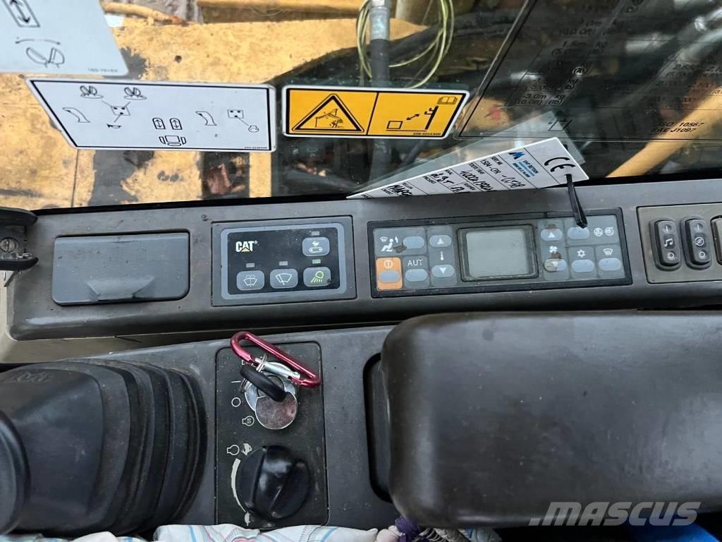 CAT 307 C Vidutinės galios ekskavatoriai 7-12 t