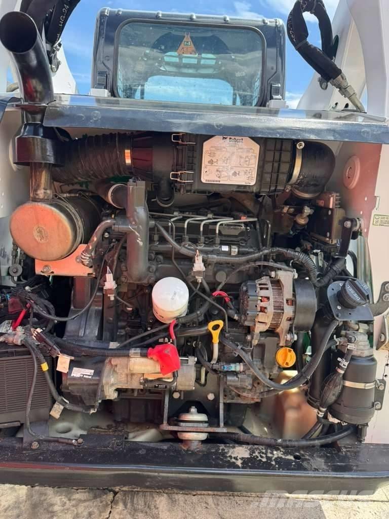 Bobcat T595 Krautuvai su šoniniu pasukimu