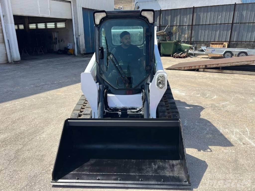 Bobcat T 590 HF Krautuvai su šoniniu pasukimu
