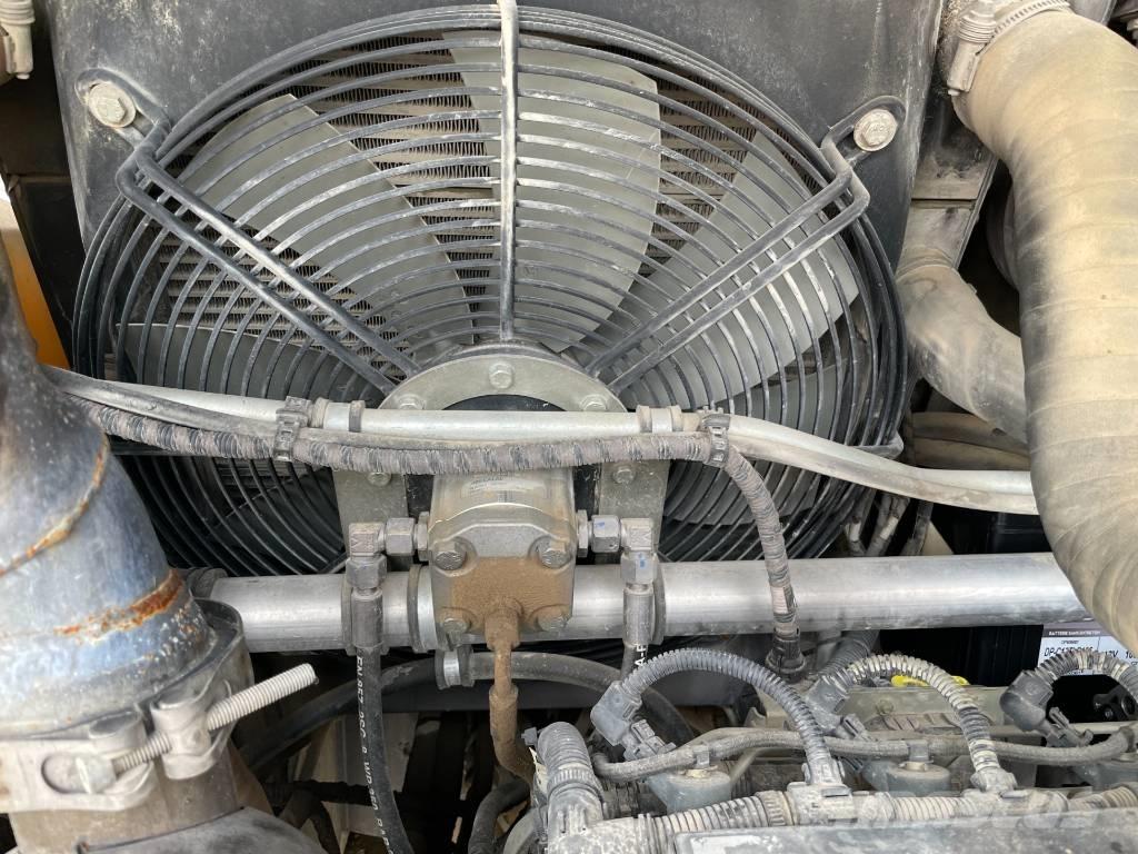 Mecalac AS 700 Naudoti ratiniai krautuvai