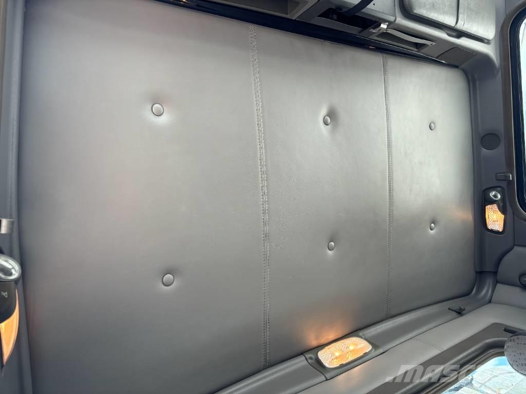 Kenworth T 800 Naudoti vilkikai