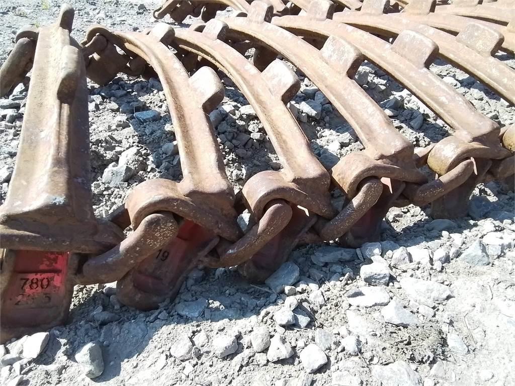 Clark CX 780x28,5 Grandinės, vikšrai ir važiuoklės
