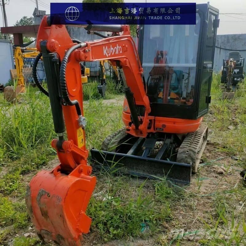 Kubota U 20 Vikšriniai ekskavatoriai