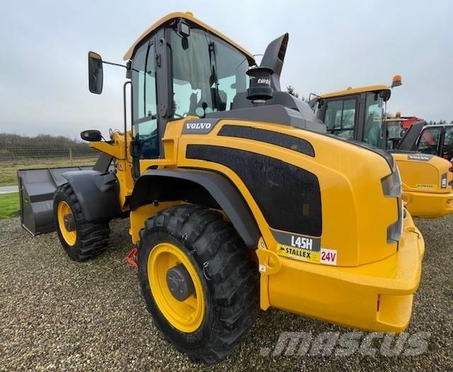 Volvo L45H Naudoti ratiniai krautuvai