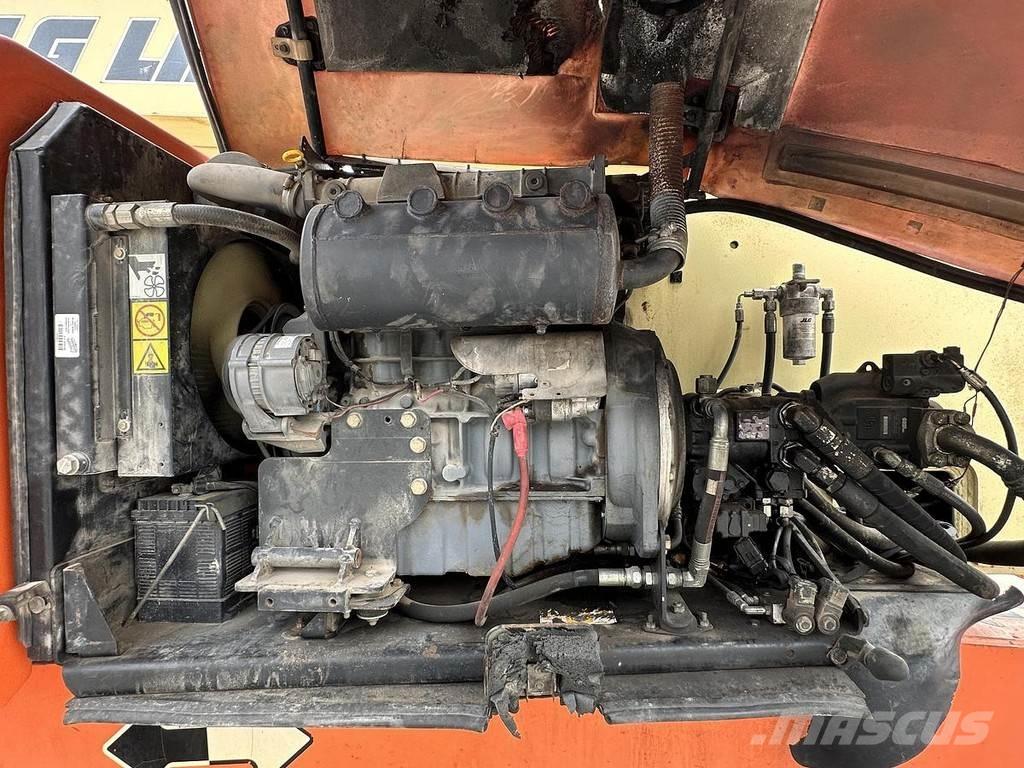 JLG 800AJ Alkūniniai keltuvai