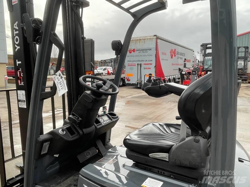 Toyota 8FBE15T Elektriniai šakiniai krautuvai
