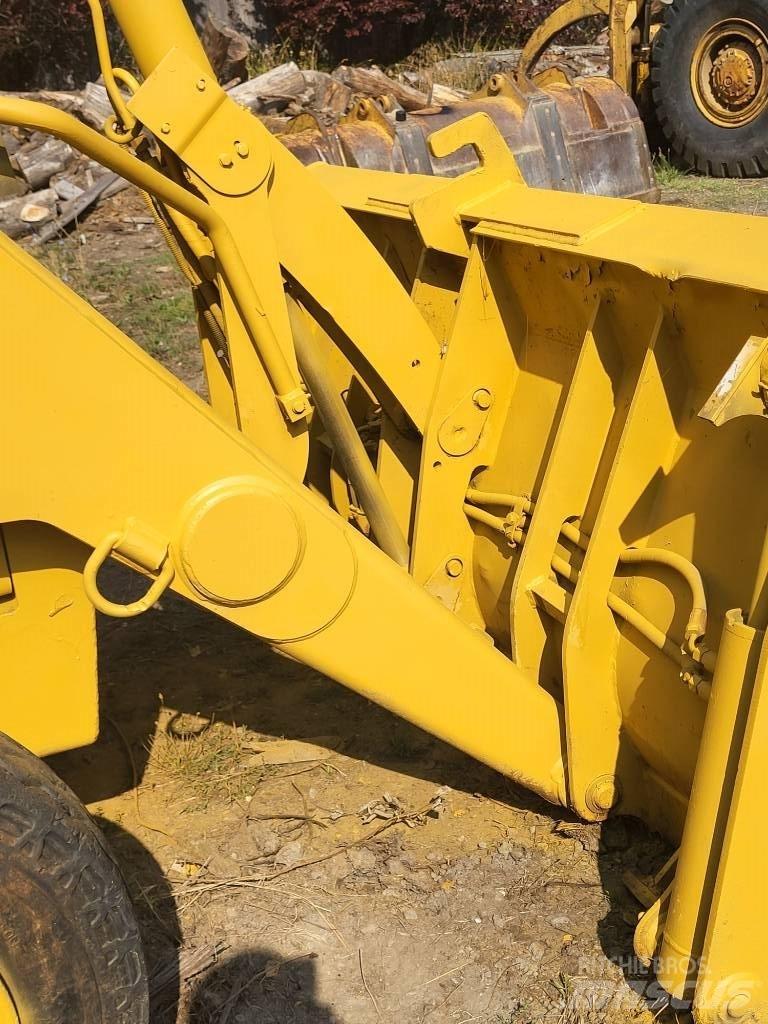 CAT 426B Ekskavatoriniai krautuvai