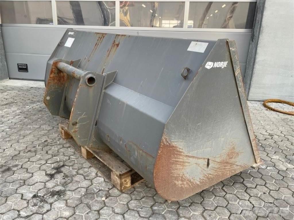  Øvrige Jordskovl Kaušai