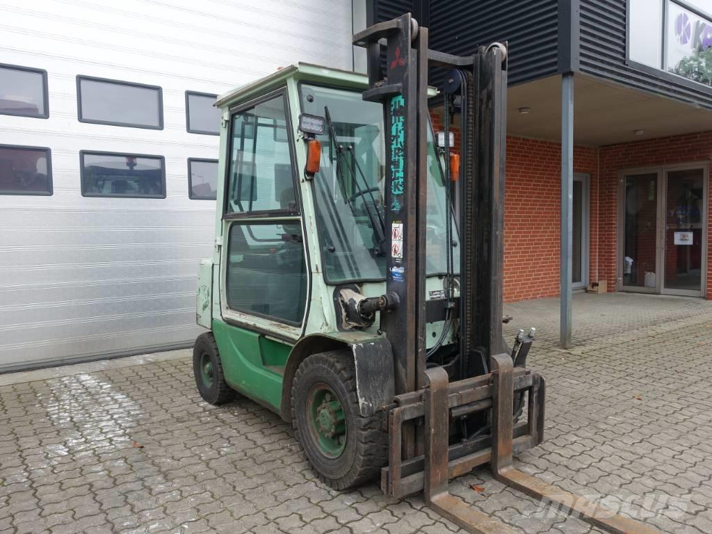 Mitsubishi FD 25 T Dyzeliniai krautuvai