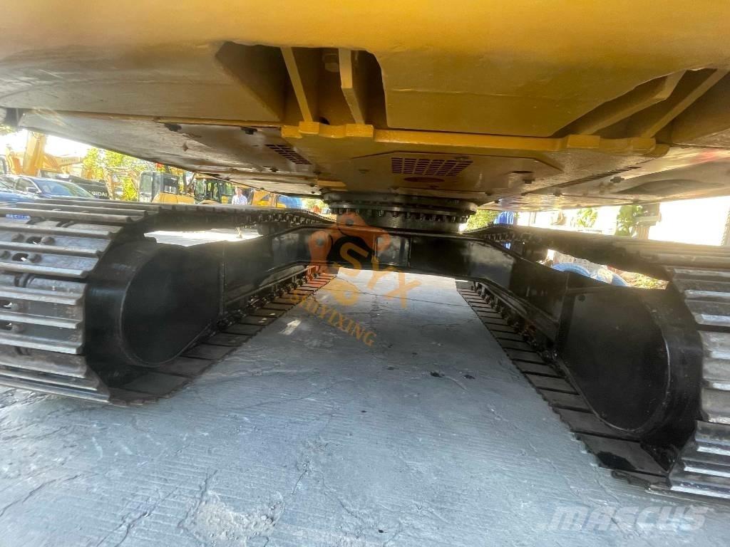 CAT 312D Vikšriniai ekskavatoriai
