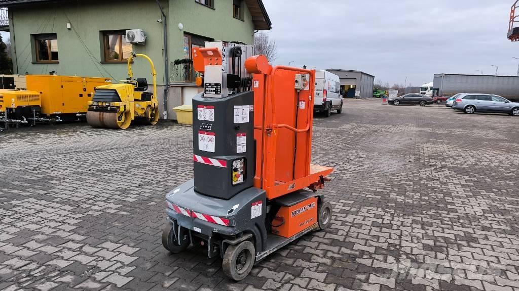 JLG Toucan Duo Vertikalūs stiebiniai keltuvai