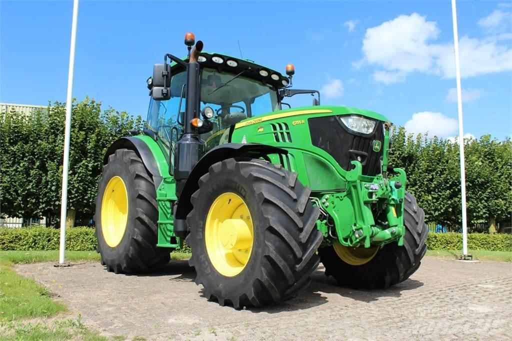 John Deere 6155R Traktoriai