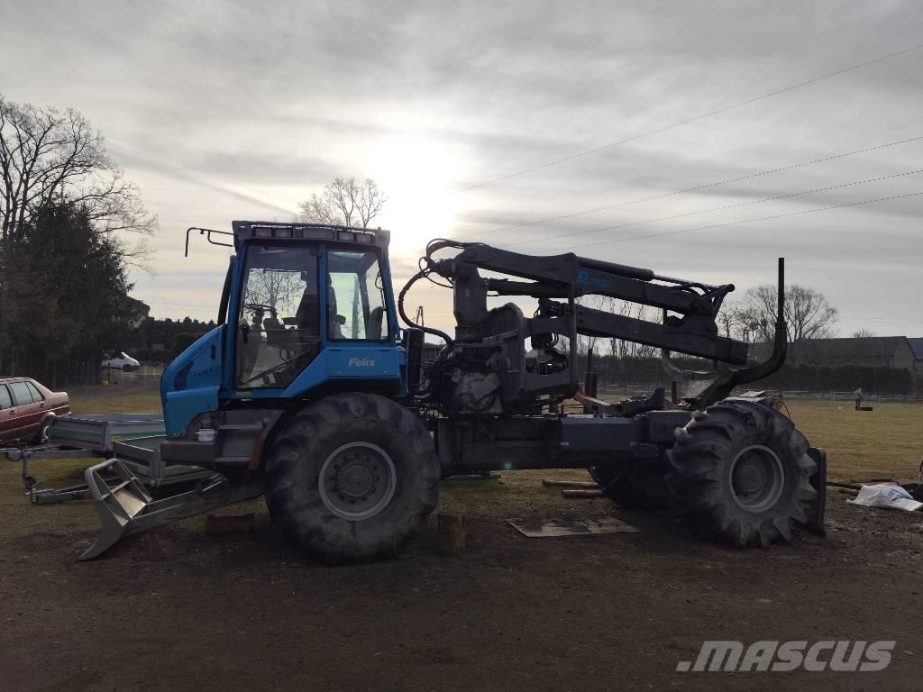 Pfanzelt Felix Skiedrovežiai